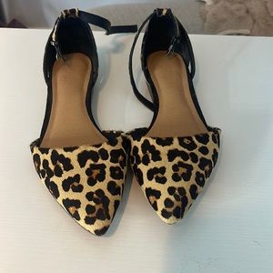 Size 7 Crown Vintage Leopard flat